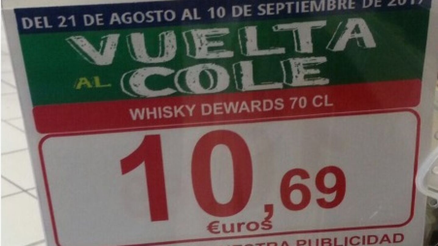 El desafortunado cartel de Alcampo