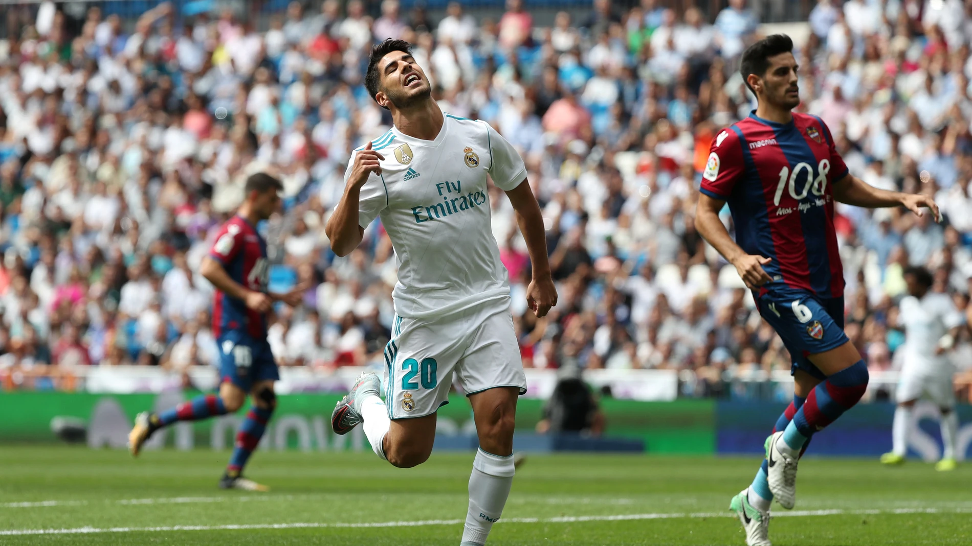 Marco Asensio se desespera en el Real Madrid - Levante