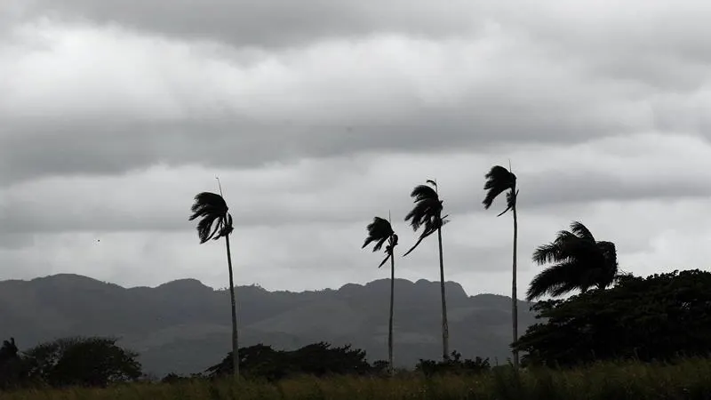 El huracán Irma toca tierra en Cuba