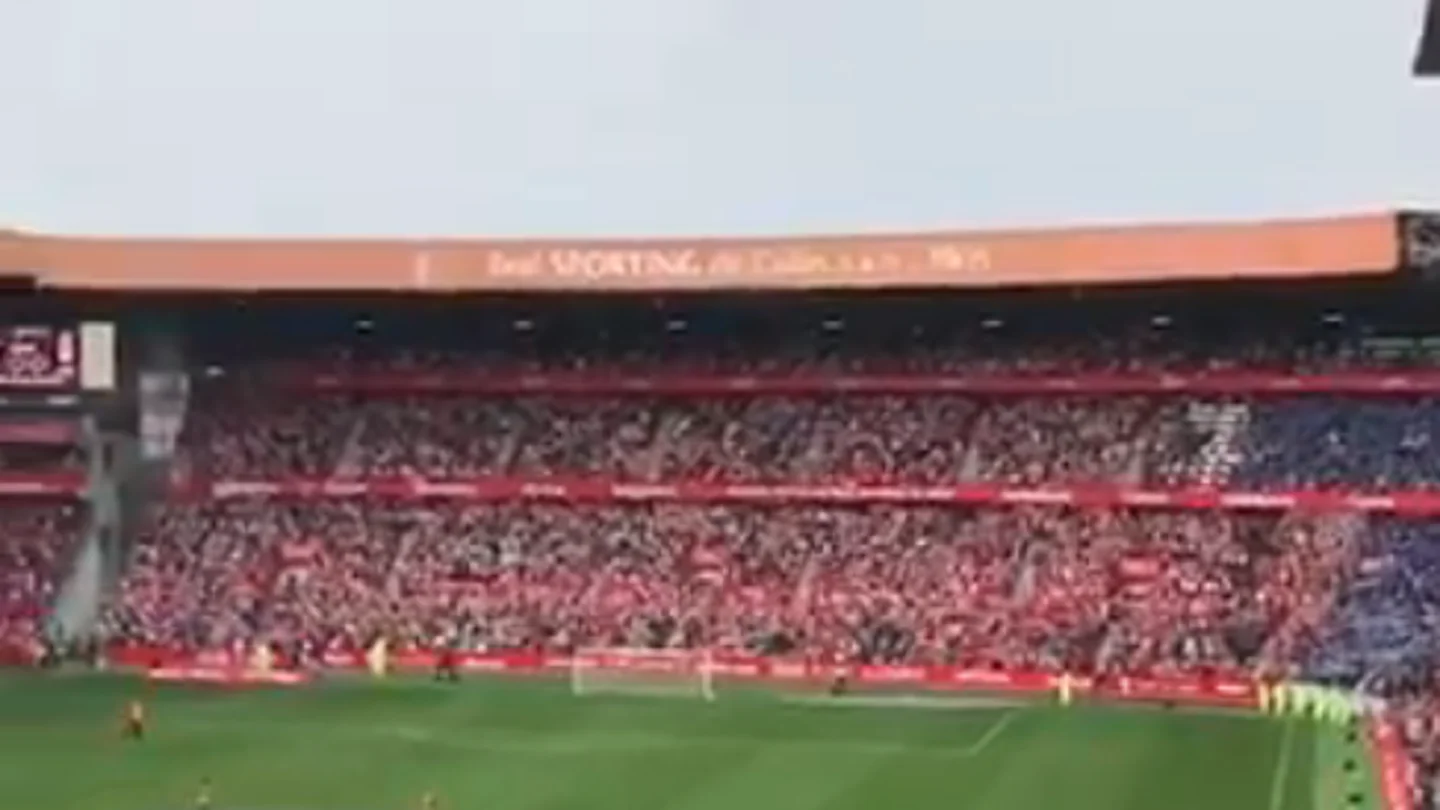 Minutos antes de comenzar el derbi asturiano Minutos antes de comenzar el derbi asturiano