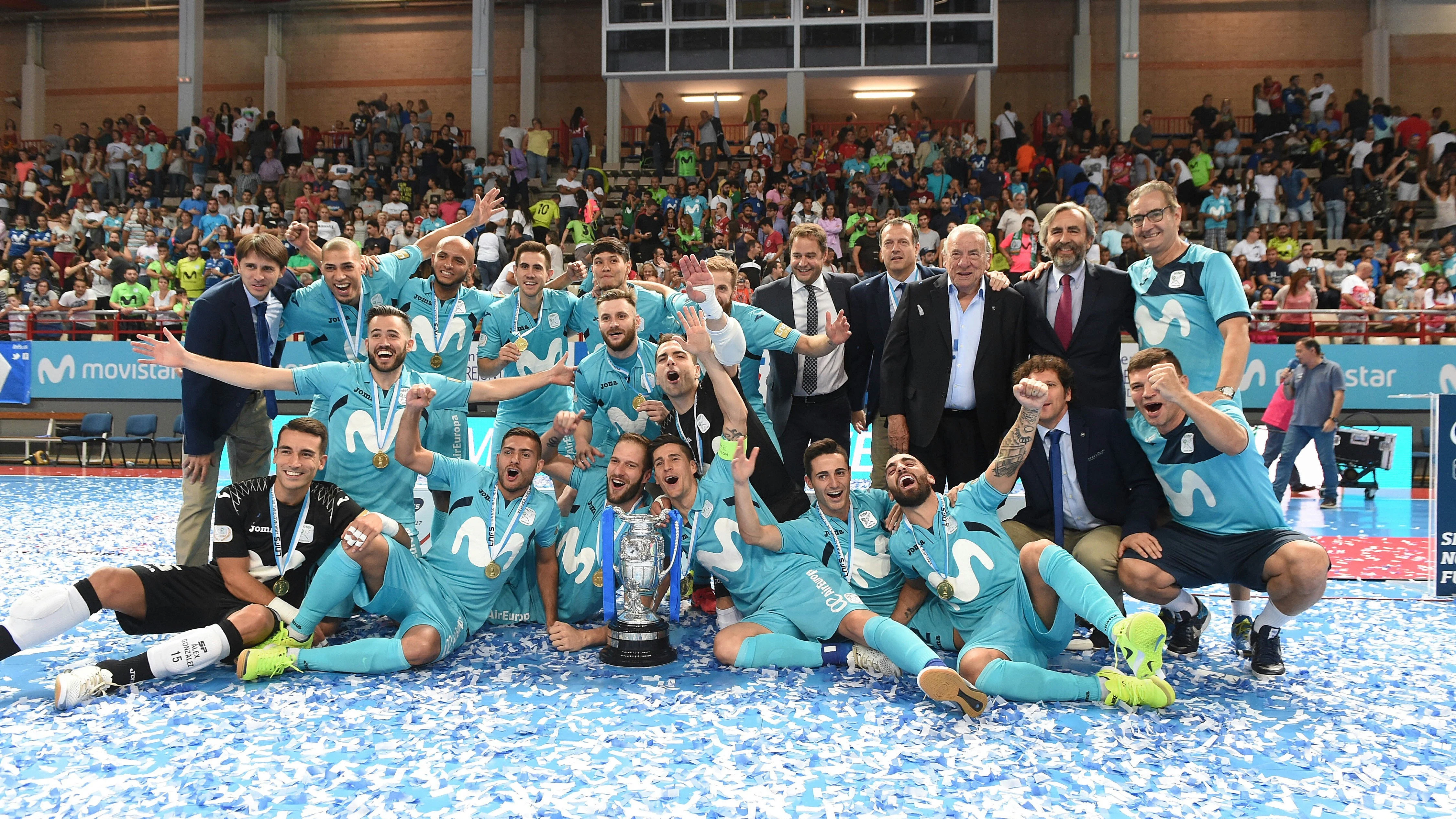 El Inter Movistar celebra su triunfo en la Supercopa de España