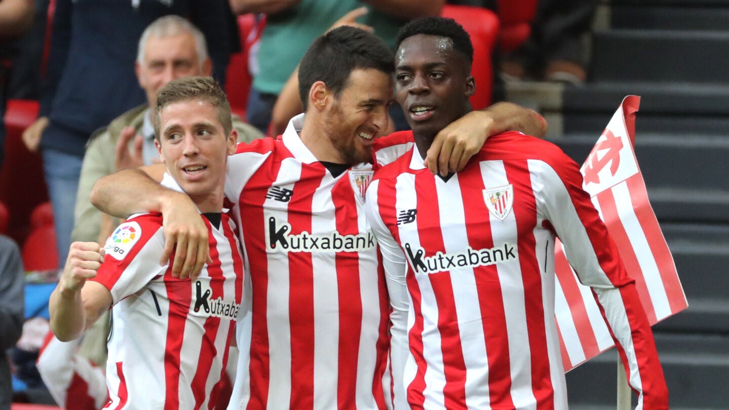 Los jugadores del Athletic celebran uno de los goles contra el Girona