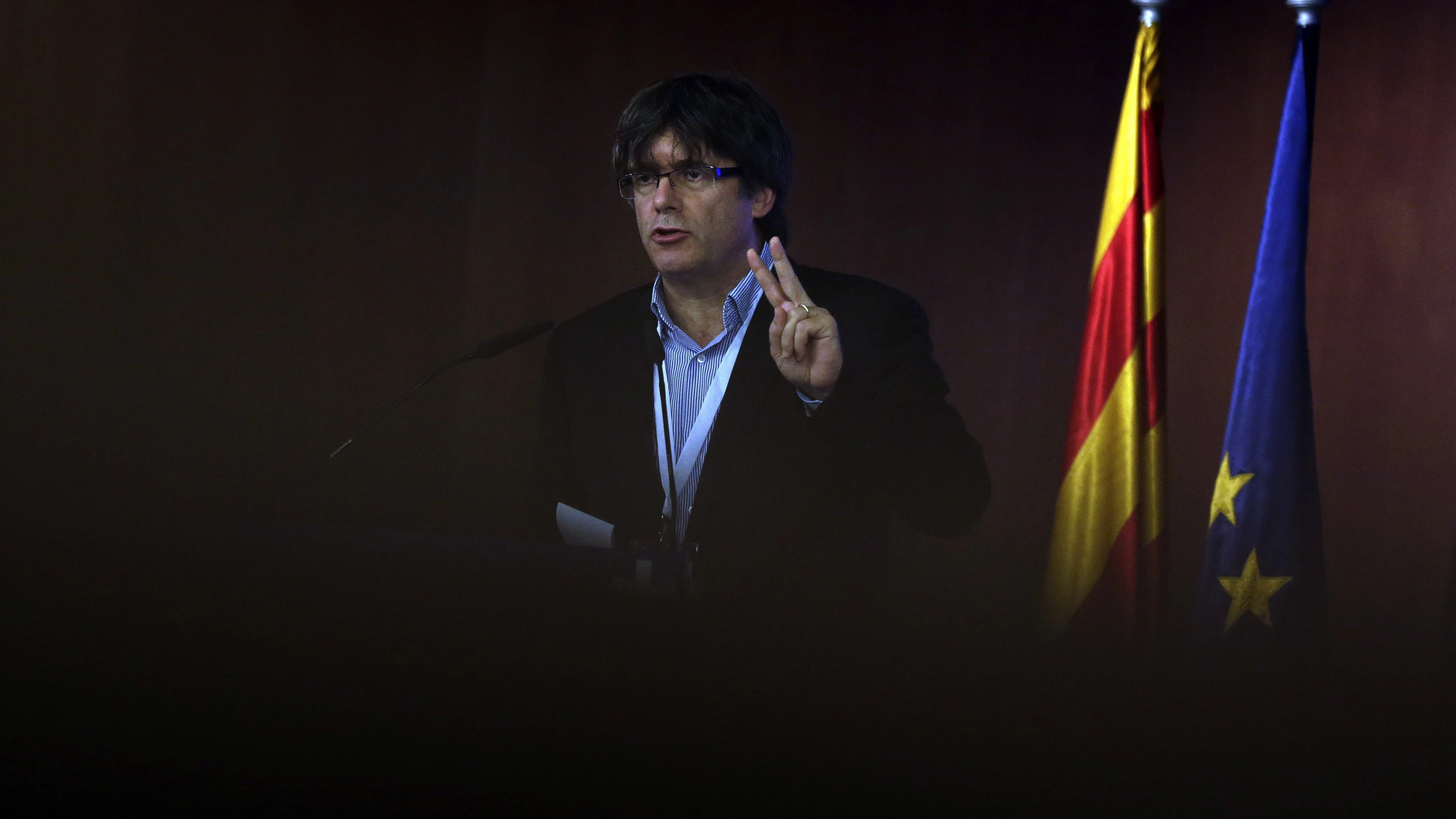 El presidente de la Generalitat, Carles Puigdemont, durante el Consell Nacional del PDeCAT que se celebró ayer en Barcelona