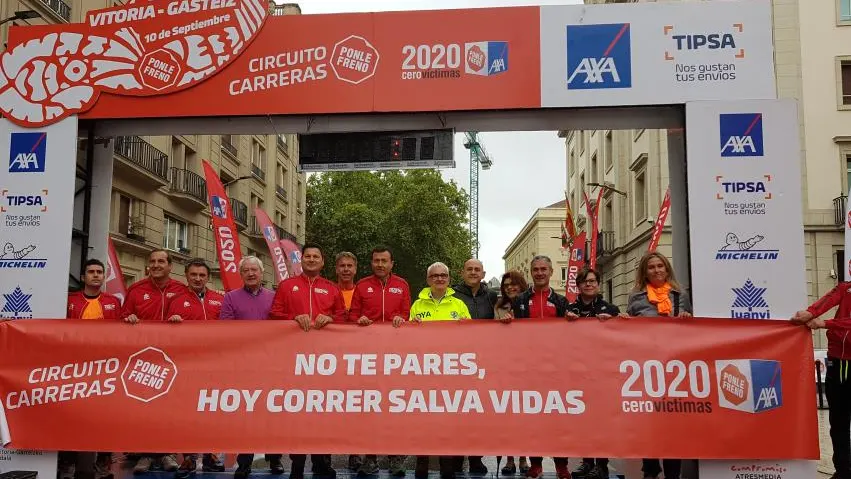 Participantes de la carera Ponte Freno en Vitoria