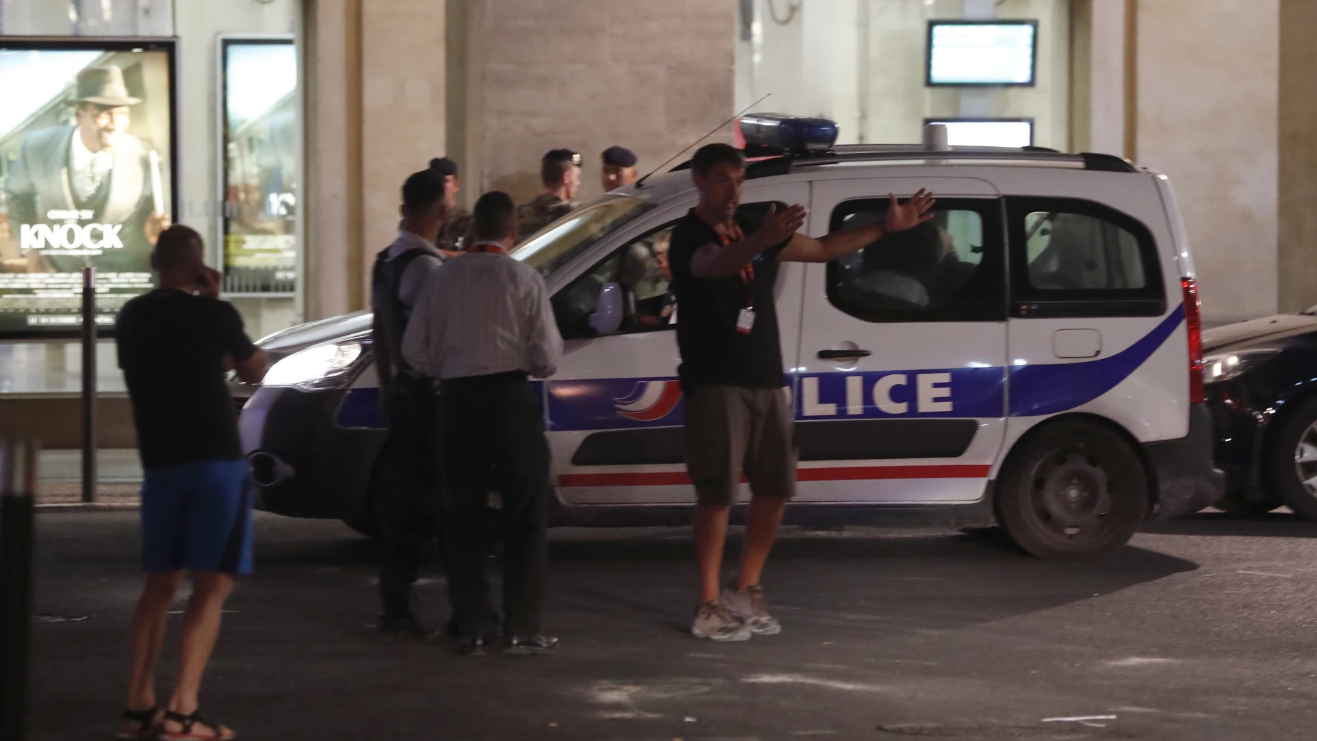 La policía francesa en un suceso en una estación