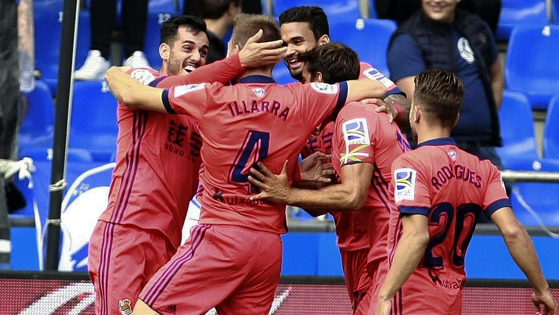 La Real Sociedad celebra un gol