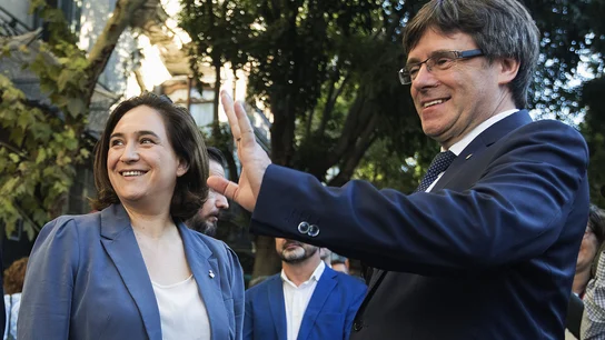 Ada Colau y Carles Puigdemont Ada Colau y Carles Puigdemont