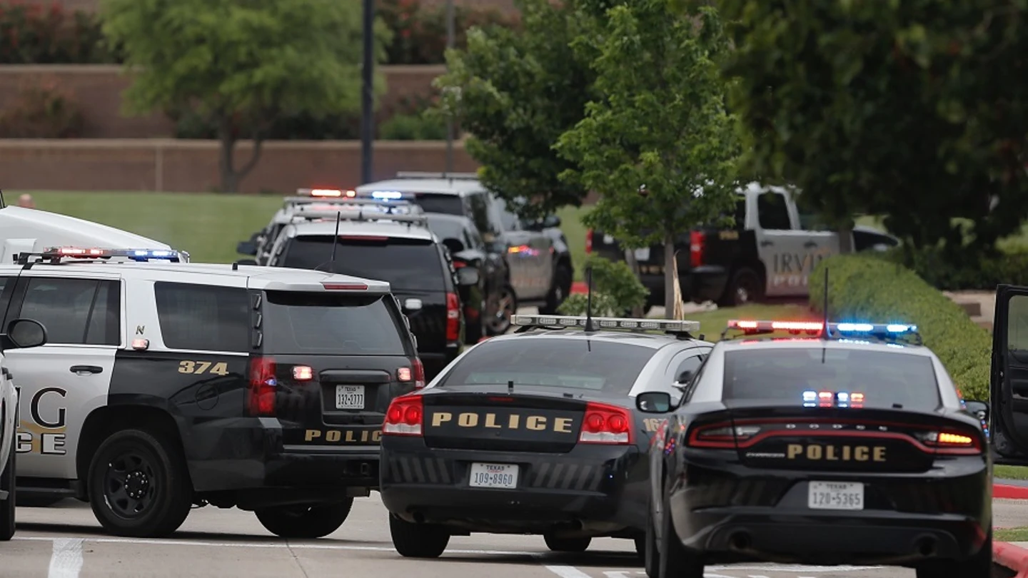 Despliegue policial en otro tiroreo registrado el pasado mes de mato en un colegio en Irving, Texas Despliegue policial en otro tiroreo registrado el pasado mes de mato en un colegio en Irving, Texas