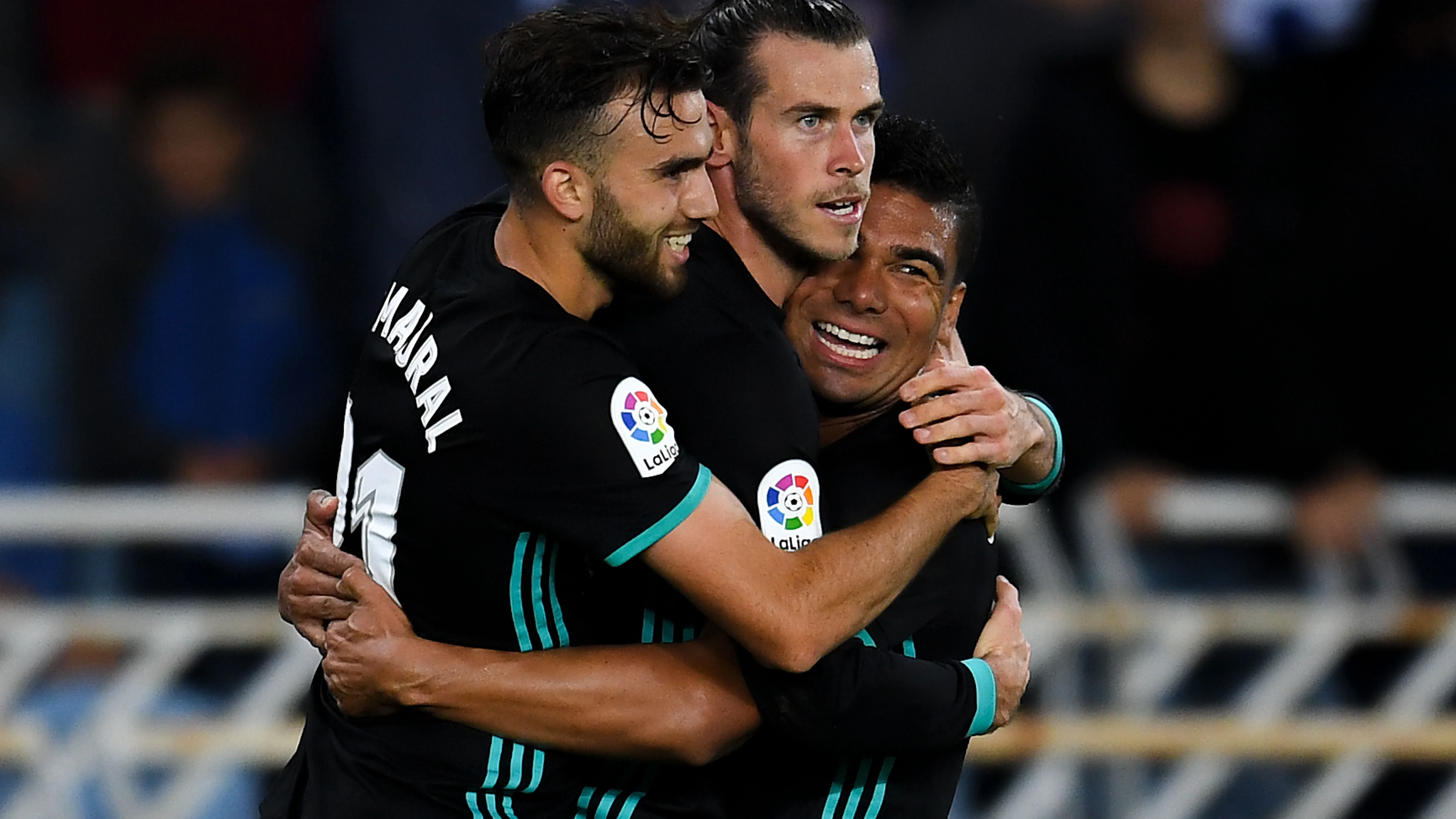 Los jugadores del Real Madrid celebran el gol