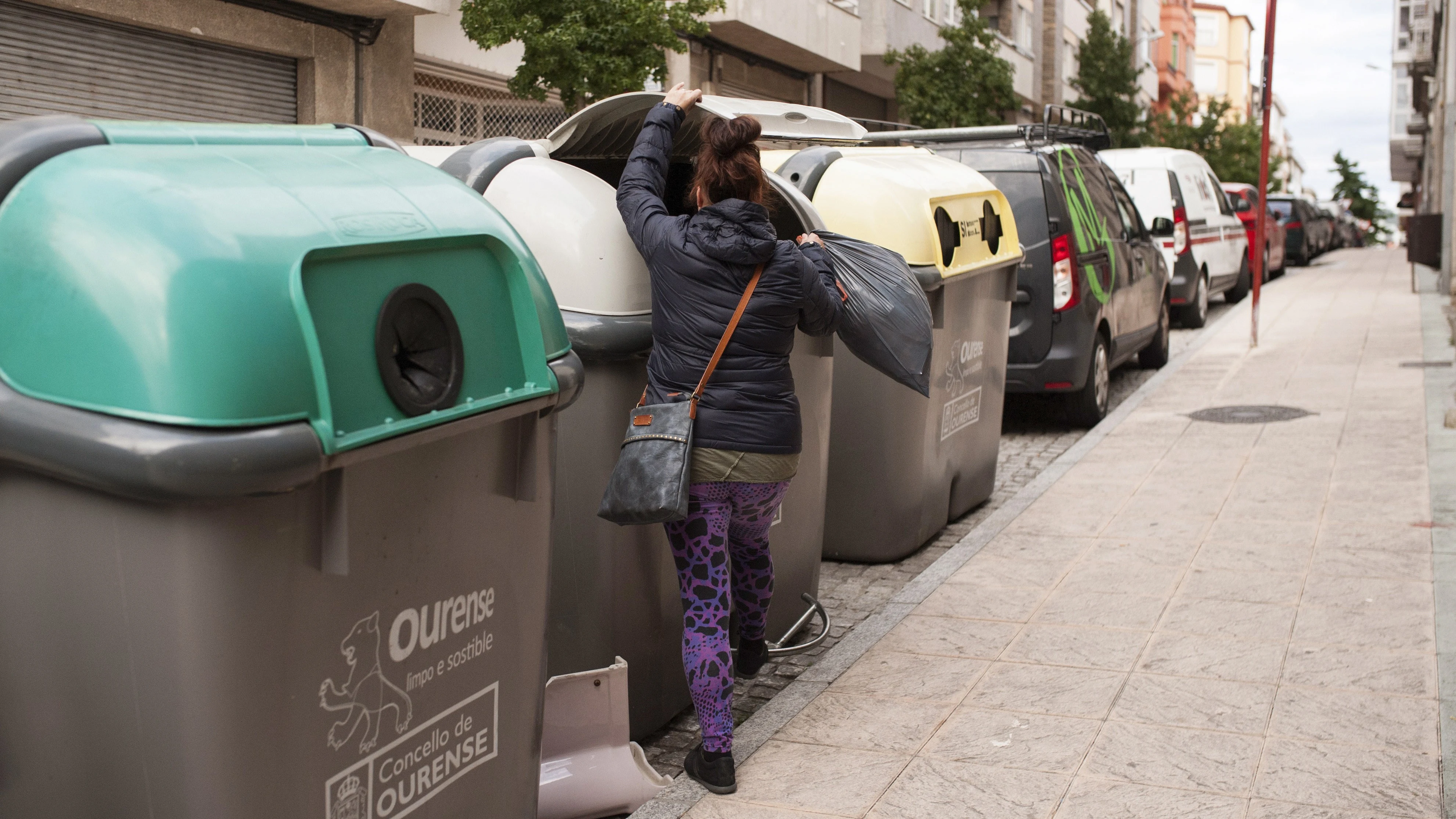 Contenedor en el que se ha localizado un recién nacido con vida, envuelto en una manta