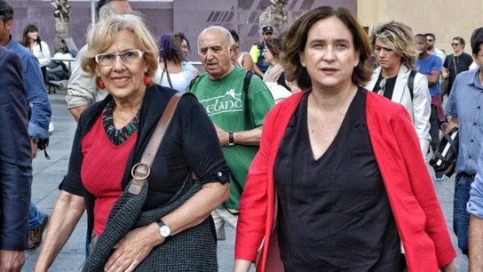 Manuela Carmena y Ada Colau Manuela Carmena y Ada Colau