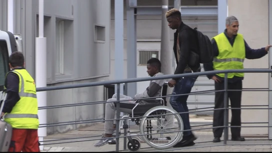 Dembélé, en silla de ruedas Dembélé, en silla de ruedas