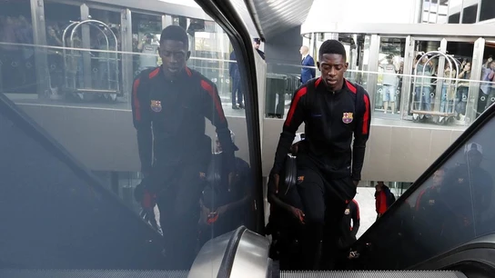 Dembélé con el equipo azulgrana Dembélé con el equipo azulgrana