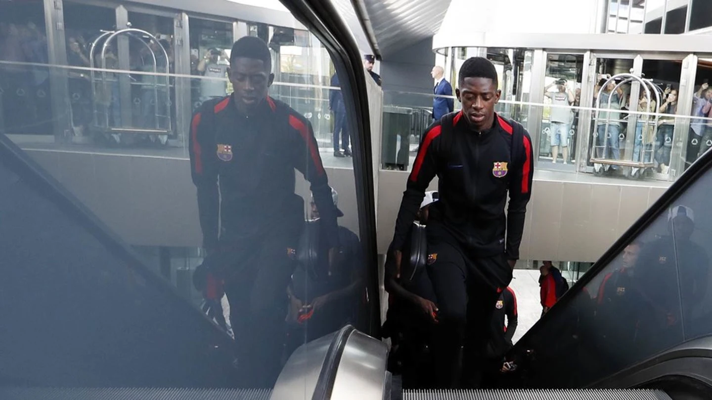 Dembélé con el equipo azulgrana Dembélé con el equipo azulgrana