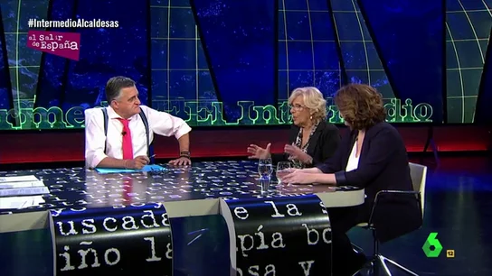Manuela Carmena y Ada Colau visitan El Intermedio Manuela Carmena y Ada Colau visitan El Intermedio