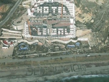 El polémico hotel de El Algarrobico, pendiente de demolición El polémico hotel de El Algarrobico, pendiente de demolición