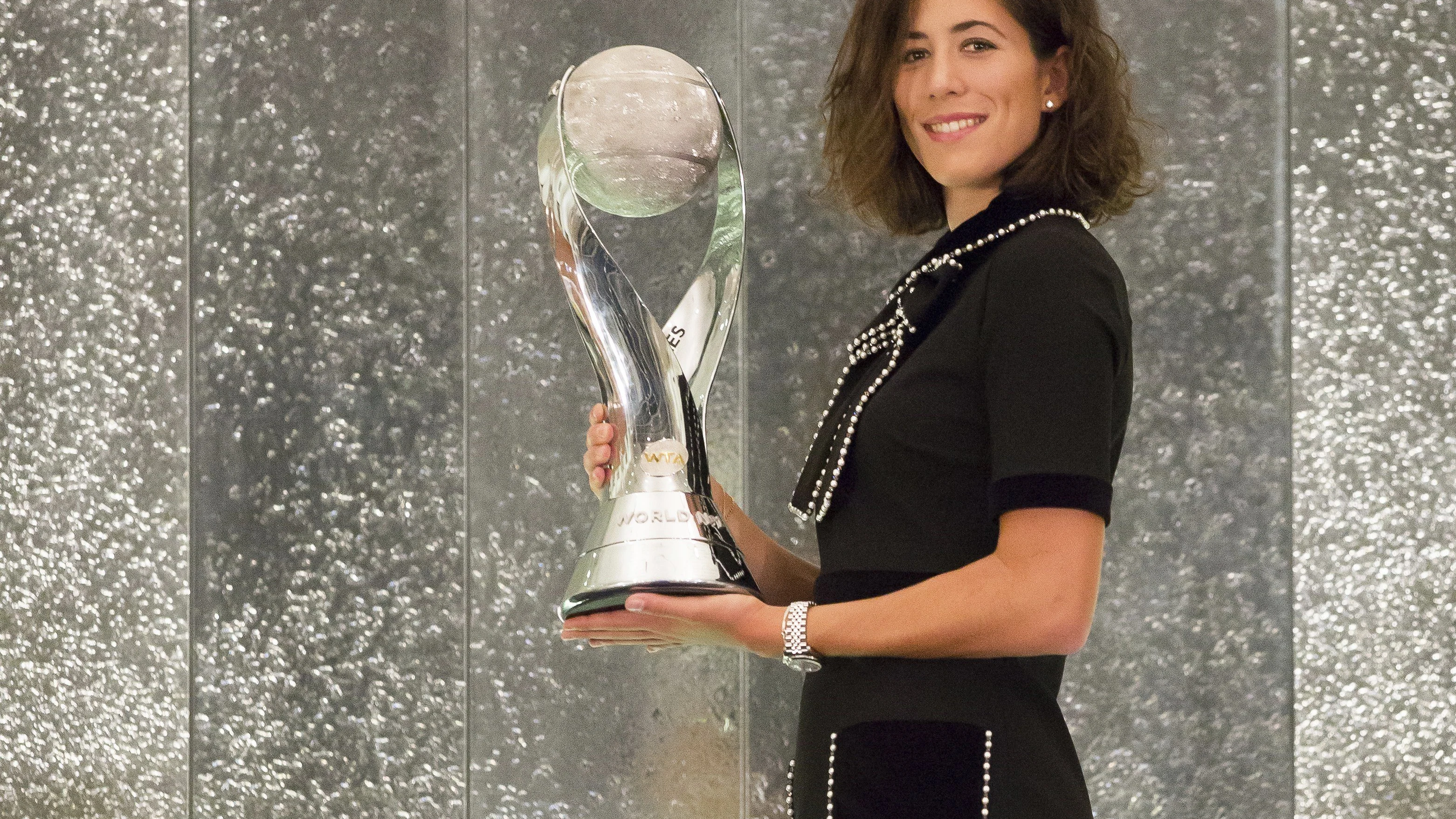 Garbiñe Muguruza es coronada como la número uno del tenis mundial Garbiñe Muguruza es coronada como la número uno del tenis mundial