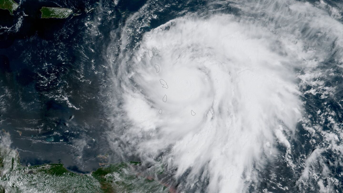 Una imagen capturada por el sat&eacute;lite GOES-16 de NOAA del hurac&aacute;n 'Mar&iacute;a'