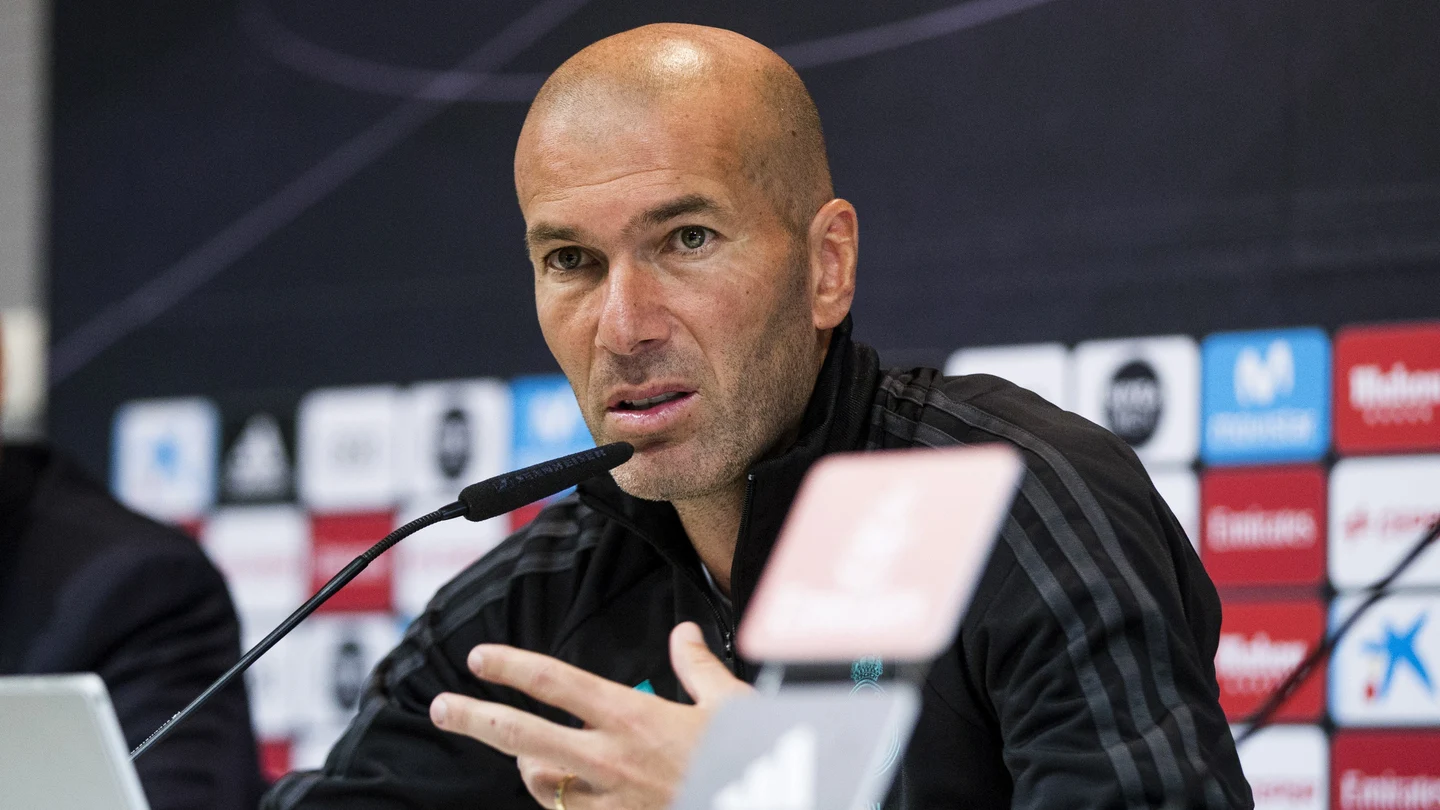 Zidane en rueda de prensa Zidane en rueda de prensa