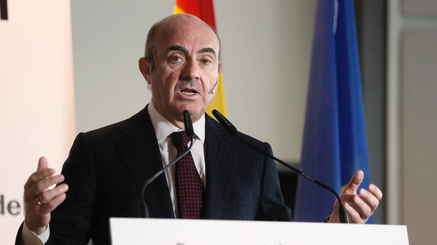 El ministro de Economía, Industria y Competitividad, Luis de Guindos, en una imagen de archivo El ministro de Economía, Industria y Competitividad, Luis de Guindos