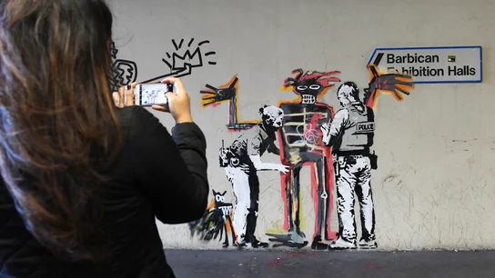 Obra del grafitero Banksy en Londres Obra del grafitero Banksy en Londres