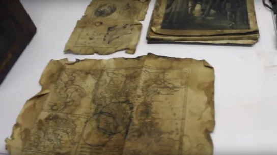 Contenido de la cápsula del tiempo de Julio Verne  Contenido de la cápsula del tiempo de Julio Verne