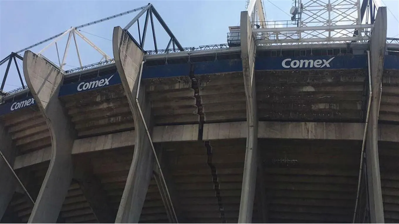 El Estadio Azteca tras el terremoto de México