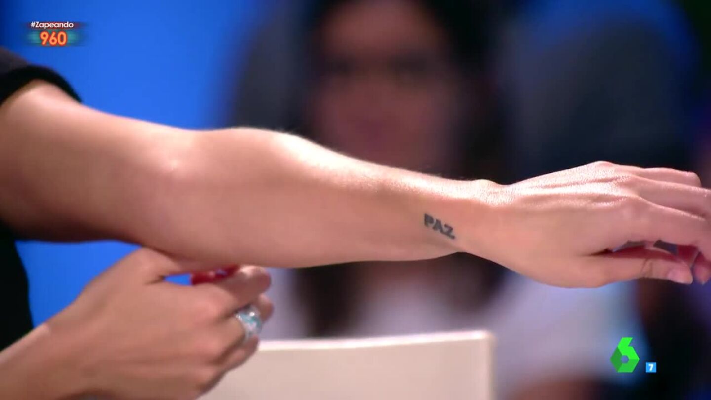Paula Prendes celebra el D&iacute;a Mundial de la Paz con un "bonito" tatuaje 