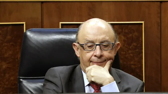 Cristóbal Montoro, ministro de Hacienda Cristóbal Montoro, ministro de Hacienda