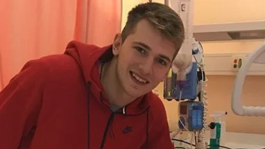 Luka Doncic en el hospital Luka Doncic en el hospital