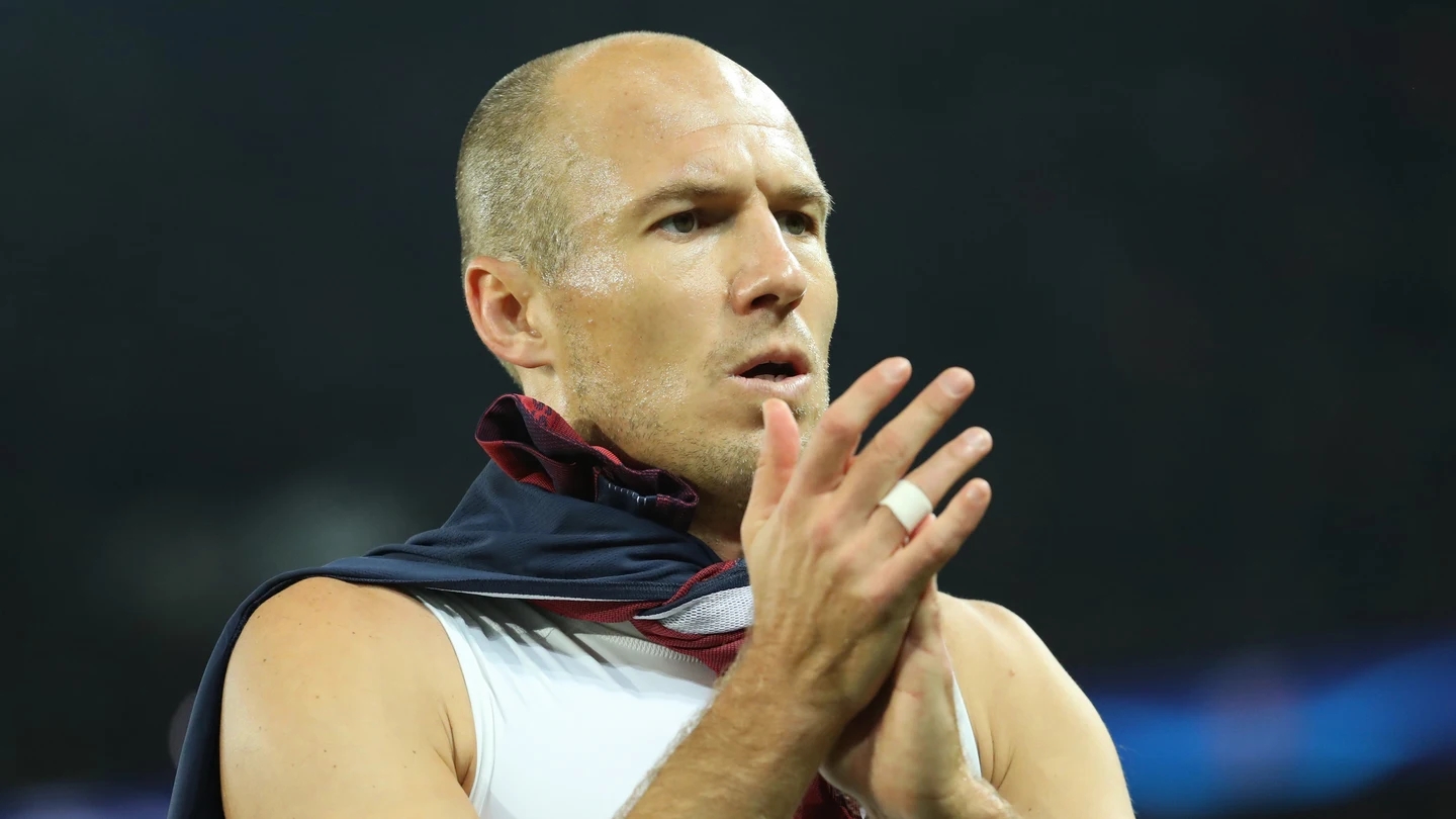 Robben, cariacontecido tras la derrota del Bayern de Múnich Robben, cariacontecido tras la derrota del Bayern de Múnich