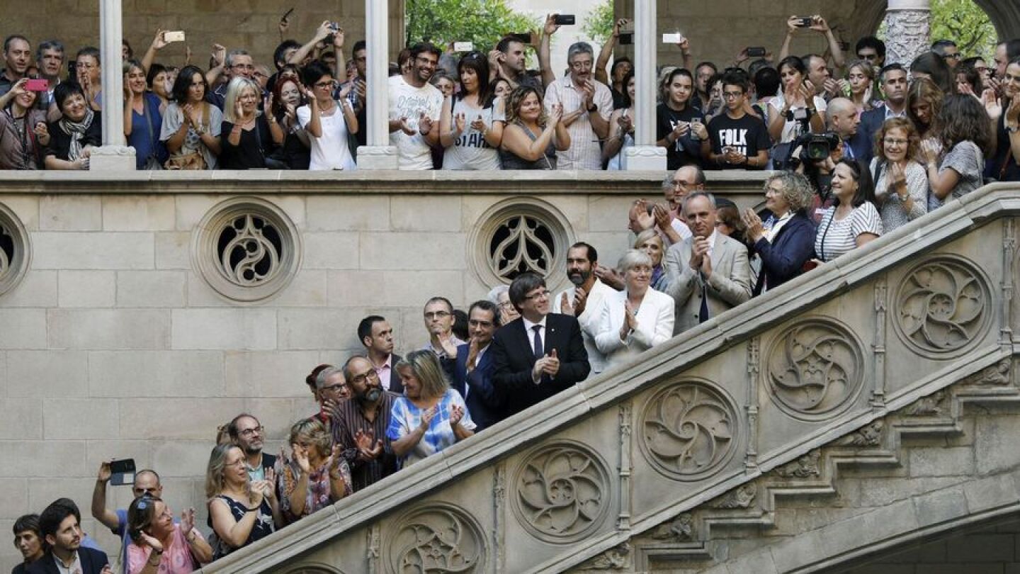 Carles Puigdemont, president de la Generalitat, en el Palau 