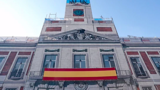 Así luce la fachada de la Real Casa de Correos en la Puerta del Sol Así luce la fachada de la Real Casa de Correos en la Puerta del Sol