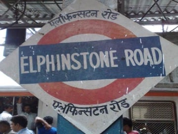 Una estampida en una estación de tren deja al menos 22 muertos y 25 heridos en la India Una estampida en una estación de tren deja al menos 22 muertos y 25 heridos en la India