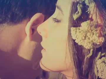 Así nos seduce una voz atractiva (aun sin ver la cara de quien habla) Así nos seduce una voz atractiva (aun sin ver la cara de quien habla)
