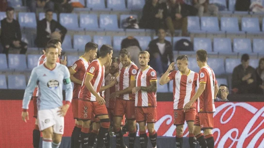 El Girona celebra en grupo uno de los goles contra el Celta El Girona celebra en grupo uno de los goles contra el Celta
