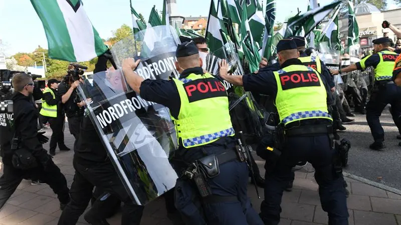 Enfrentamientos entre la policía y los manifestantes