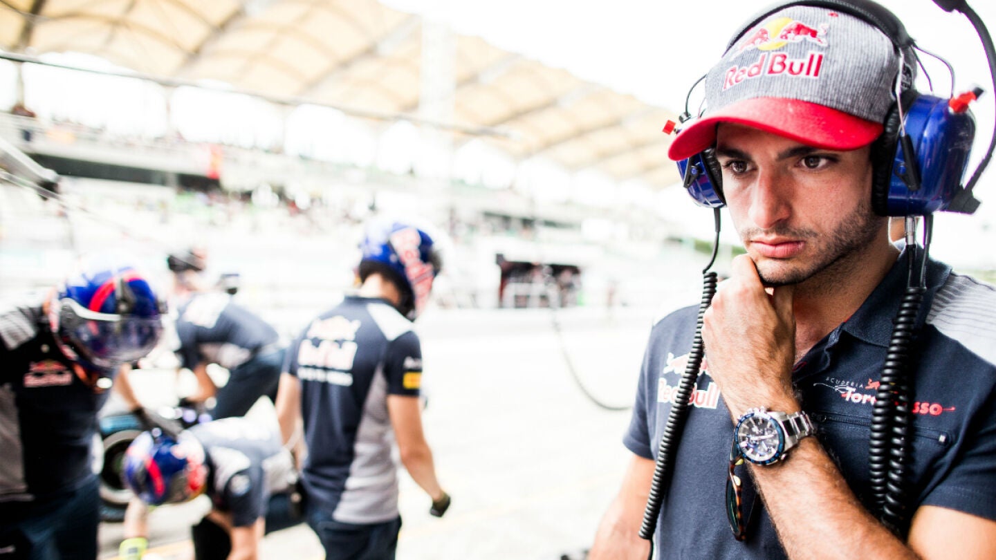 Carlos Sainz, pensativo