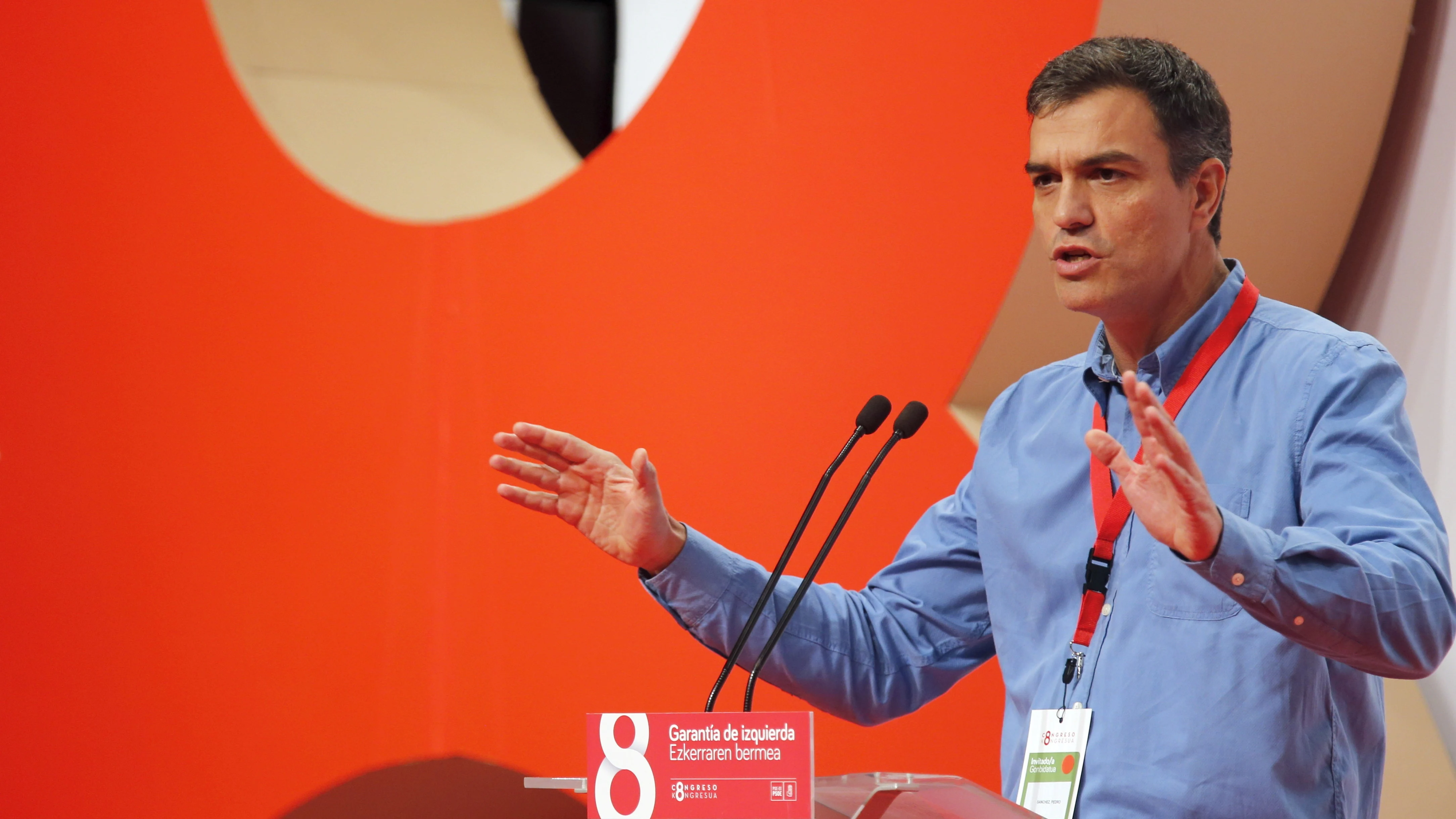 El secretario general del PSOE, Pedro Sánchez, durante su intervención en el VIII Congreso que el PSE-EE