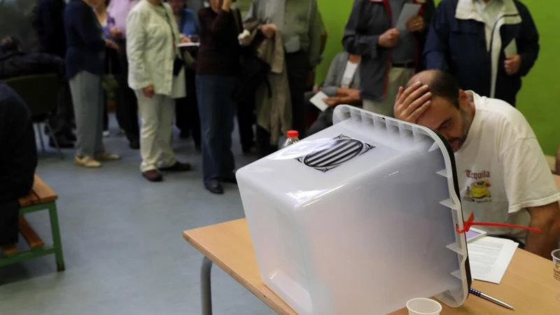 Urnas en el referéndum 1-O