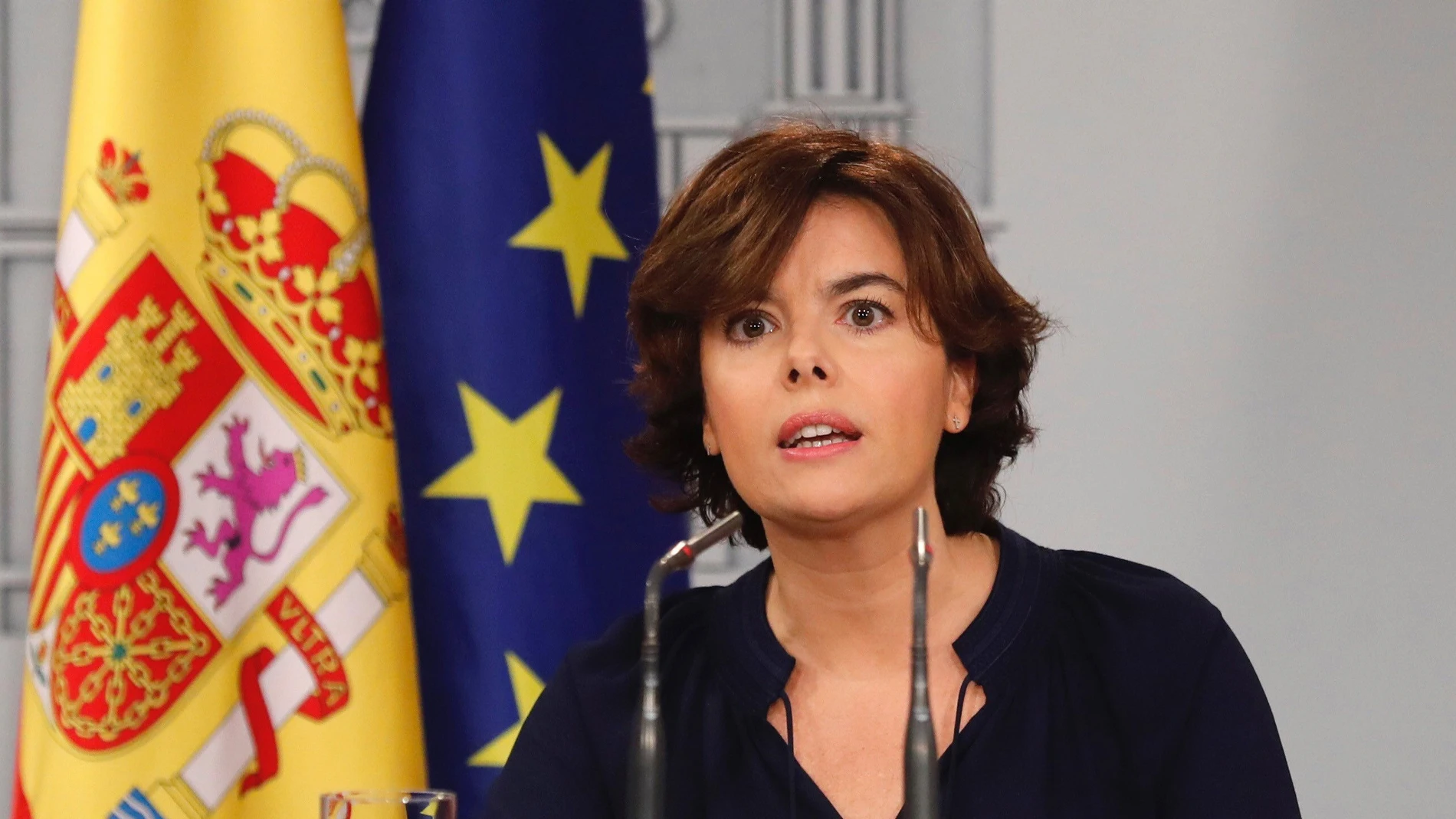 Soraya Sáenz de Santamaría comparece ante los medios