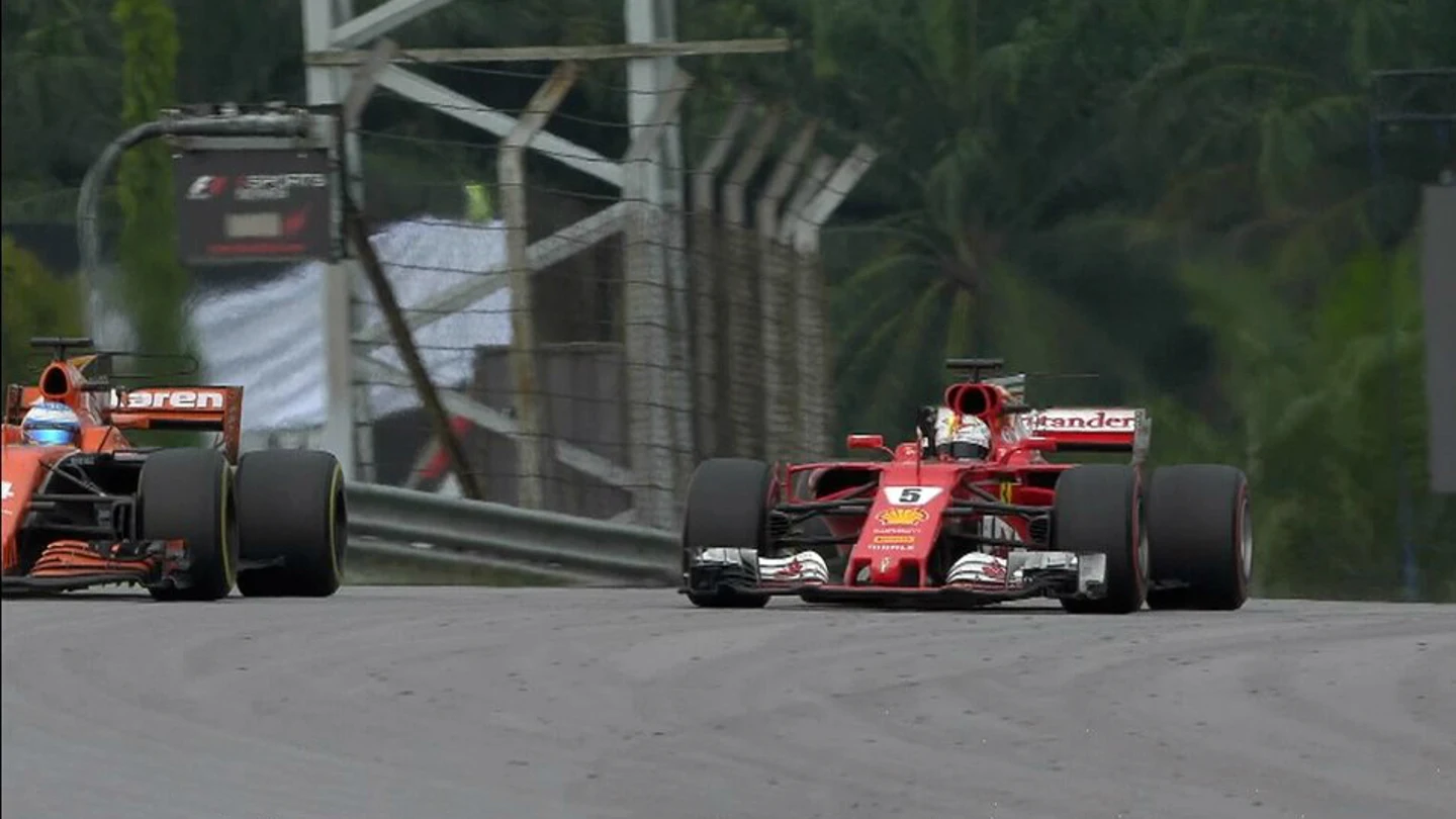 Vettel, contra Alonso Vettel, contra Alonso