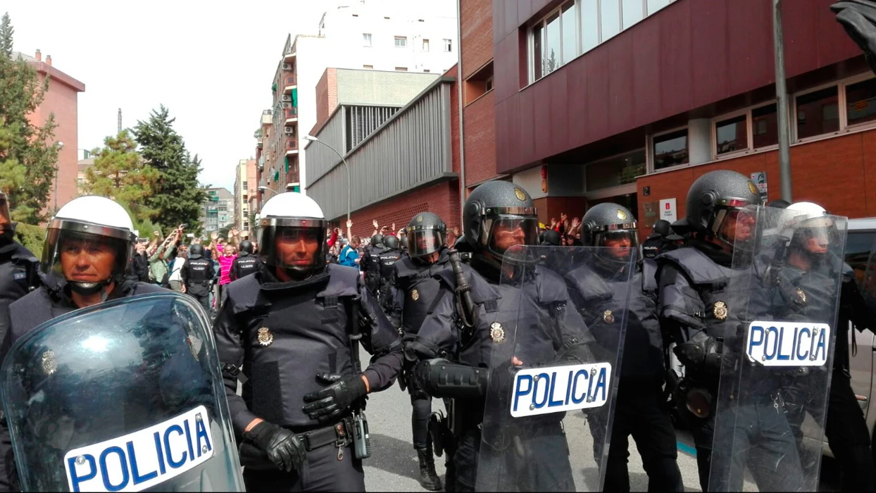 La Policía Nacional en una manifestación en Cataluña