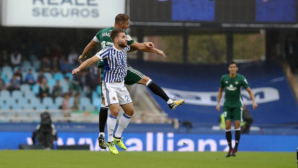 La Real Sociedad y el Betis juegan en Anoeta La Real Sociedad y el Betis juegan en Anoeta