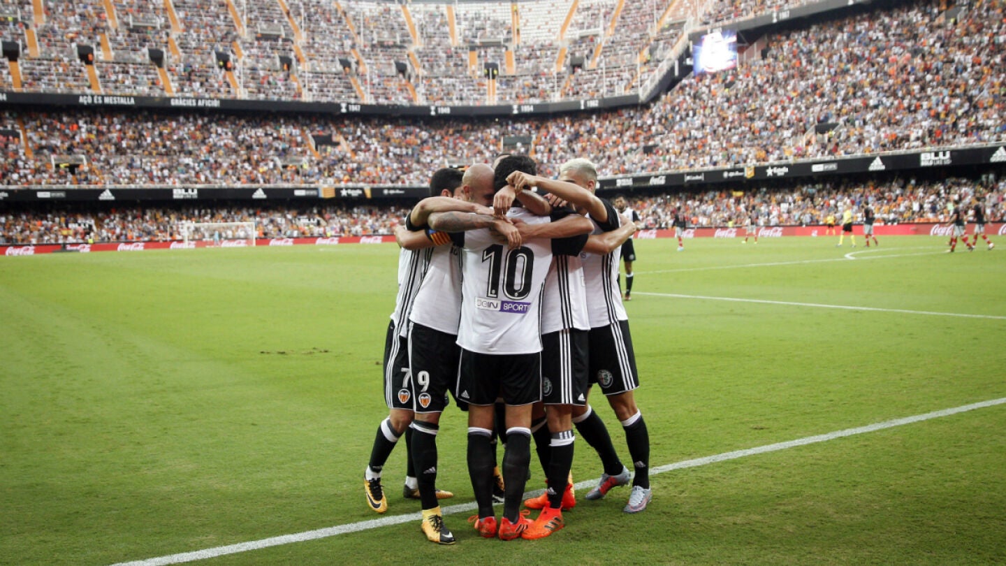 El Valencia celebra un gol