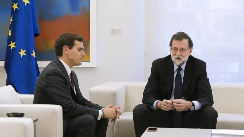 El líder de Ciudadanos, Albert Rivera, con Mariano Rajoy.