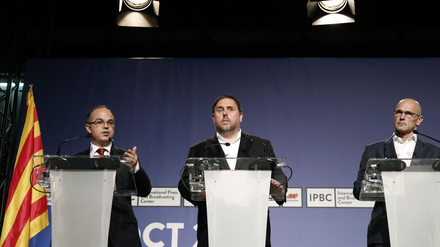 Turull, Junqueras y Romeva comparecen tras el 1-O