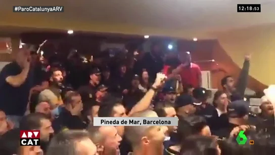Agentes del despliegue de Policía y Guardia Civil de Pineda de Mar Agentes del despliegue de Policía y Guardia Civil de Pineda de Mar