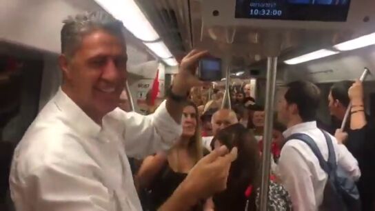 La emoci&oacute;n de Xavier Garc&iacute;a Albiol al escuchar los gritos de "yo soy espa&ntilde;ol" en el metro de Barcelona
