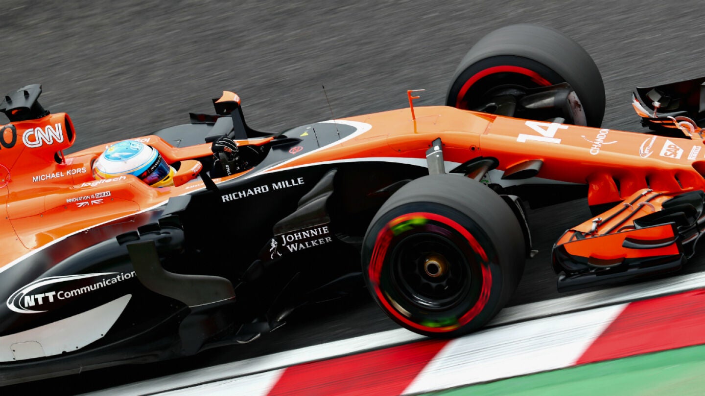 Alonso rueda en Suzuka